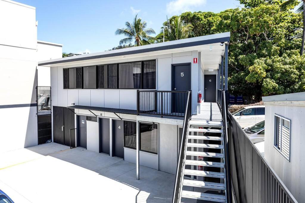 Airlie Sun & Sand Motel Accommodation #4 Airlie Beach Eksteriør bilde