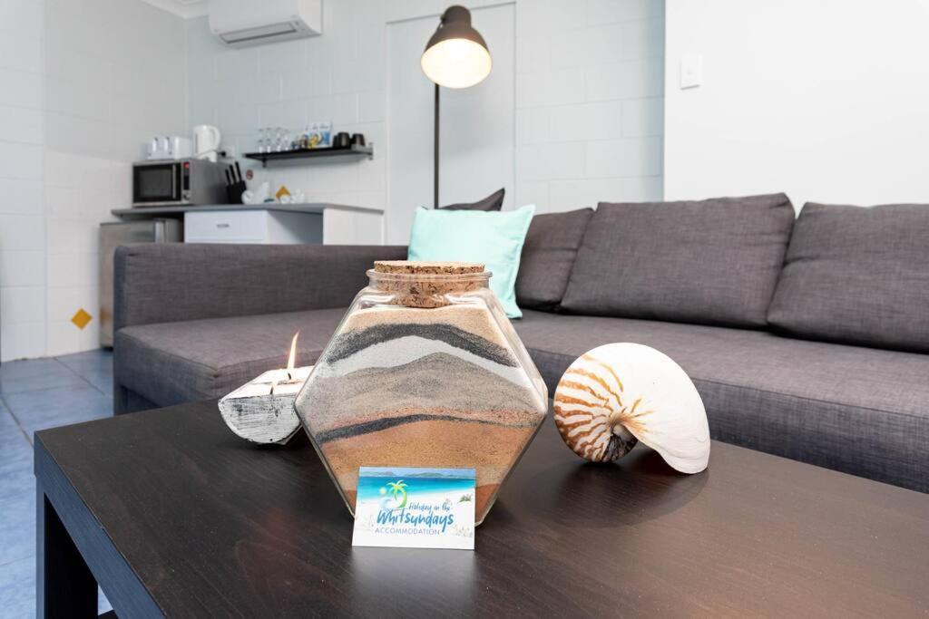 Airlie Sun & Sand Motel Accommodation #4 Airlie Beach Eksteriør bilde